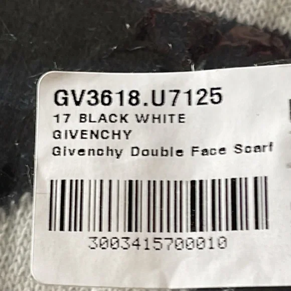 New GIVENCHY 4G double sided scarf in wool and cashmere - Picture 8 of 8